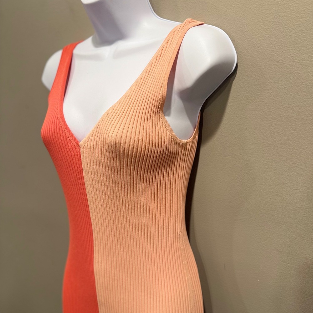 STAUD Dana Ribbed Knit Colorblock Midi Dress Peach Coral Orange Sml V-Neck Small - Picture 6 of 14
